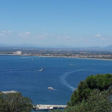 Apartamento Con Terraza Y Vistas Al Mar Roses Exterior foto