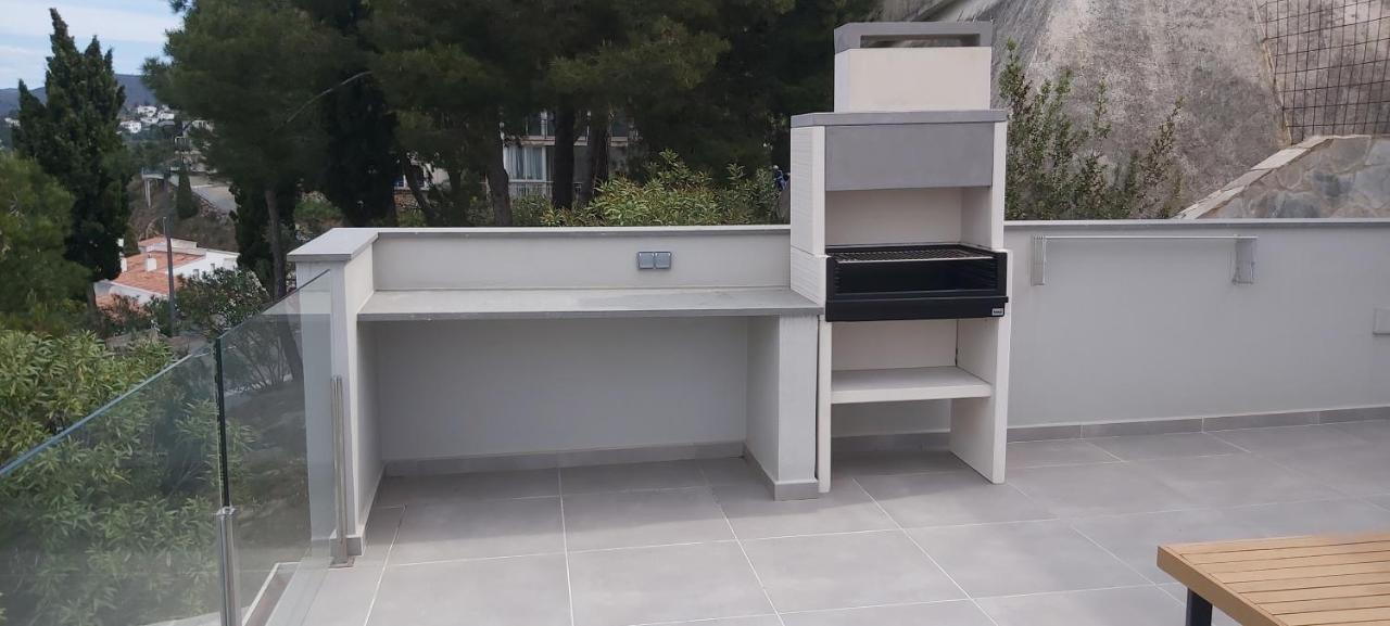 Apartamento Con Terraza Y Vistas Al Mar Roses Exterior foto